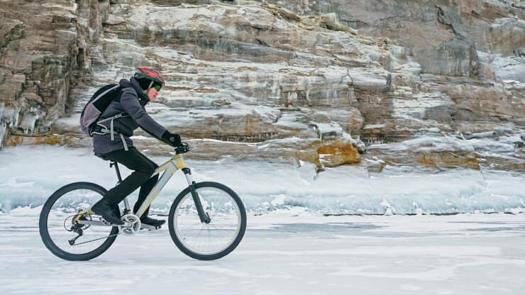 E-Bike Racks - Convenient Transport for Winter Adventures